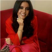 I'm a passionate artist and designer with experience in sustainable fashion, textile art and material innovation.